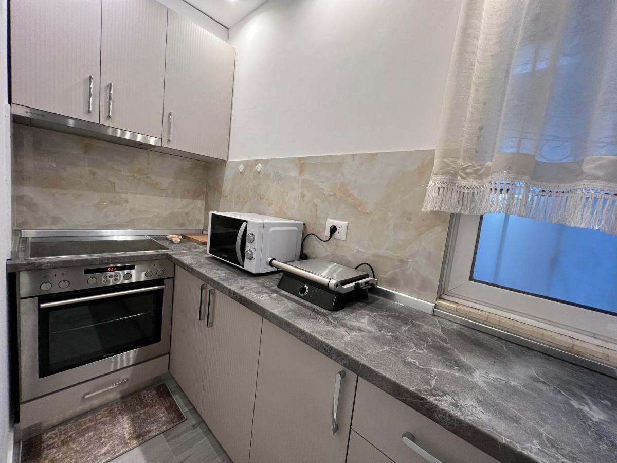 Apartment Tirana On Myslym Shyri Zewnętrze zdjęcie