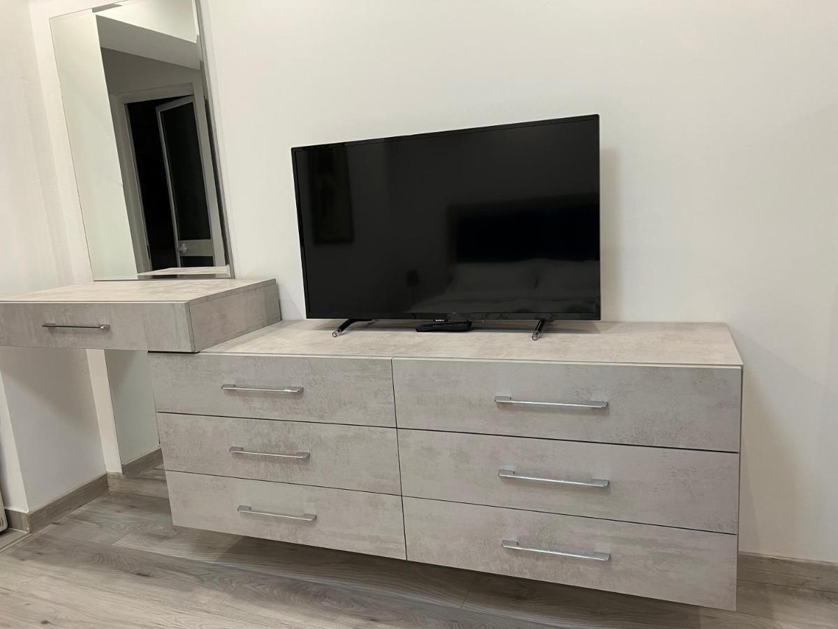 Apartment Tirana On Myslym Shyri Zewnętrze zdjęcie